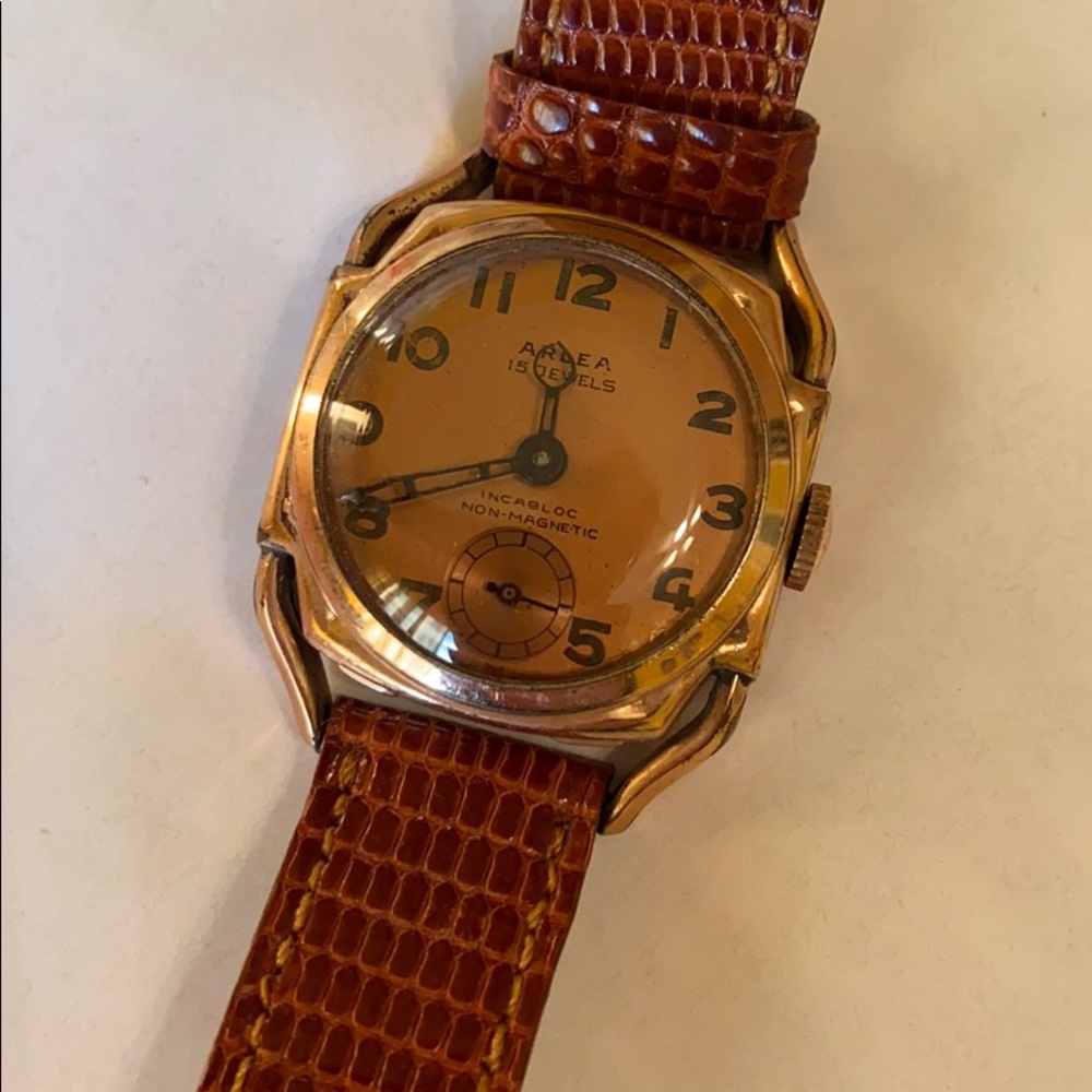 Vintage Arlea rose gold watch
